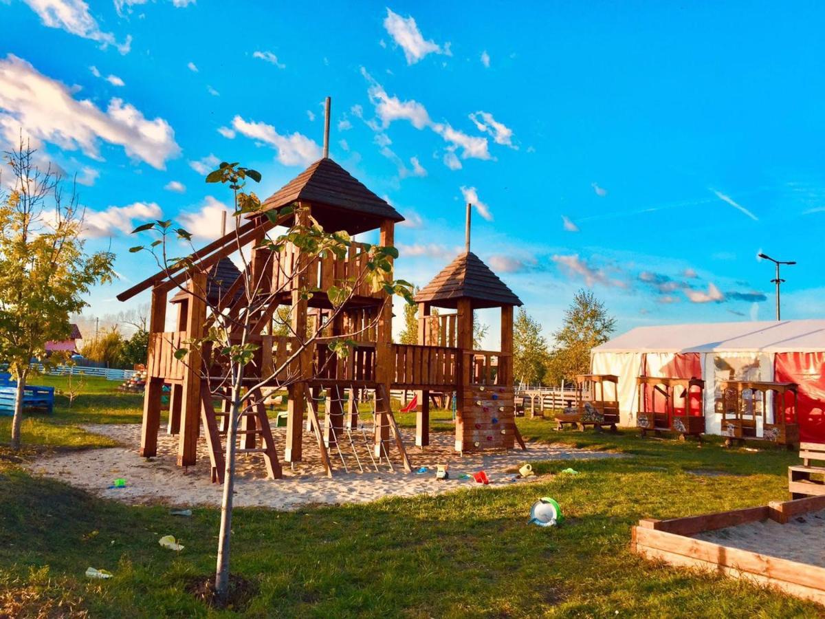 Apollo Inn Веленце Екстериор снимка