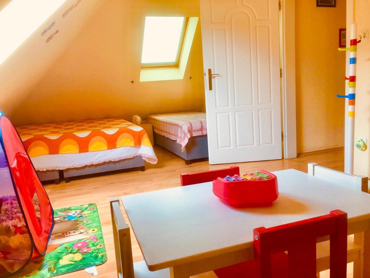 Apollo Inn Веленце Екстериор снимка