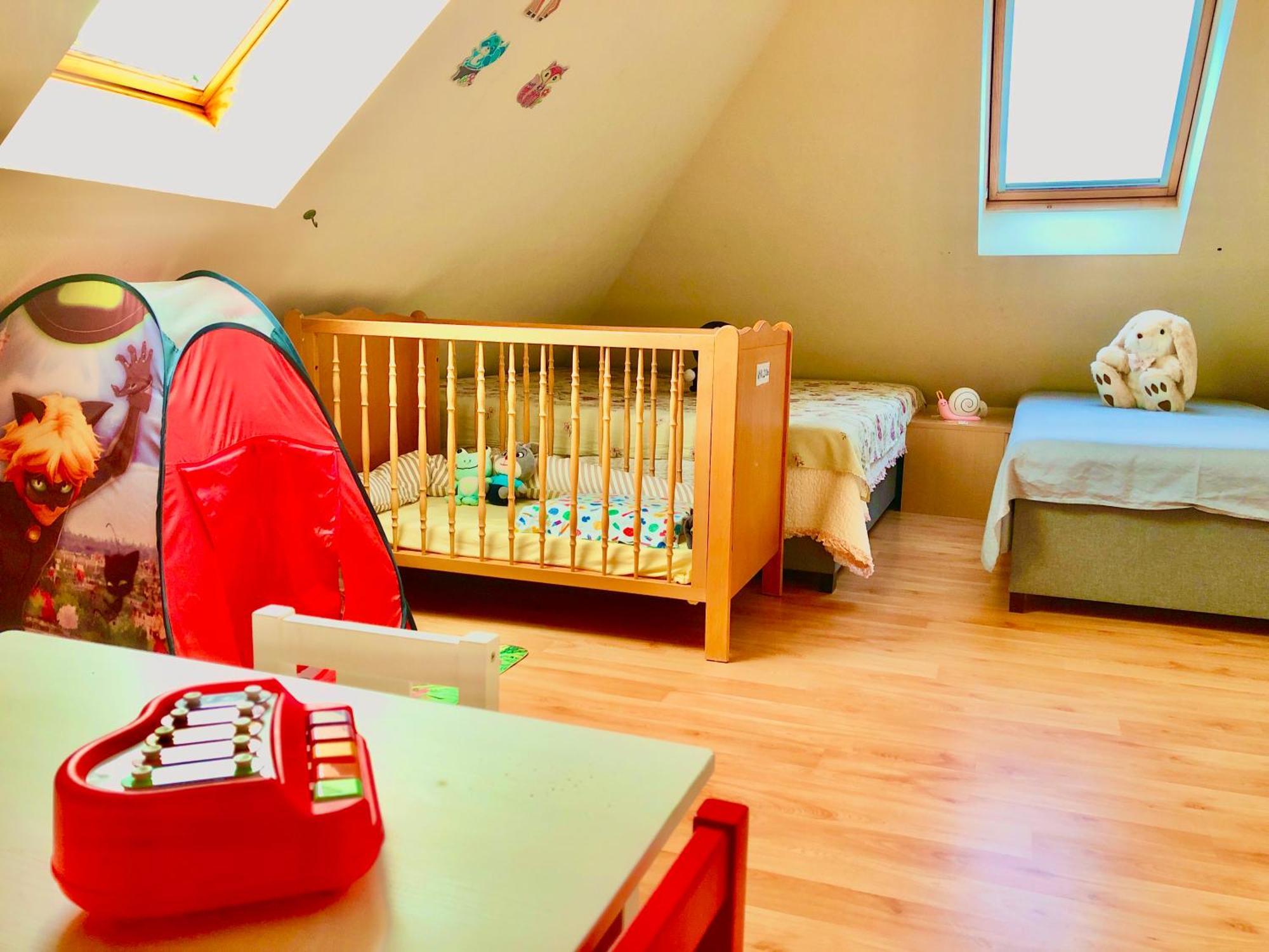 Apollo Inn Веленце Екстериор снимка